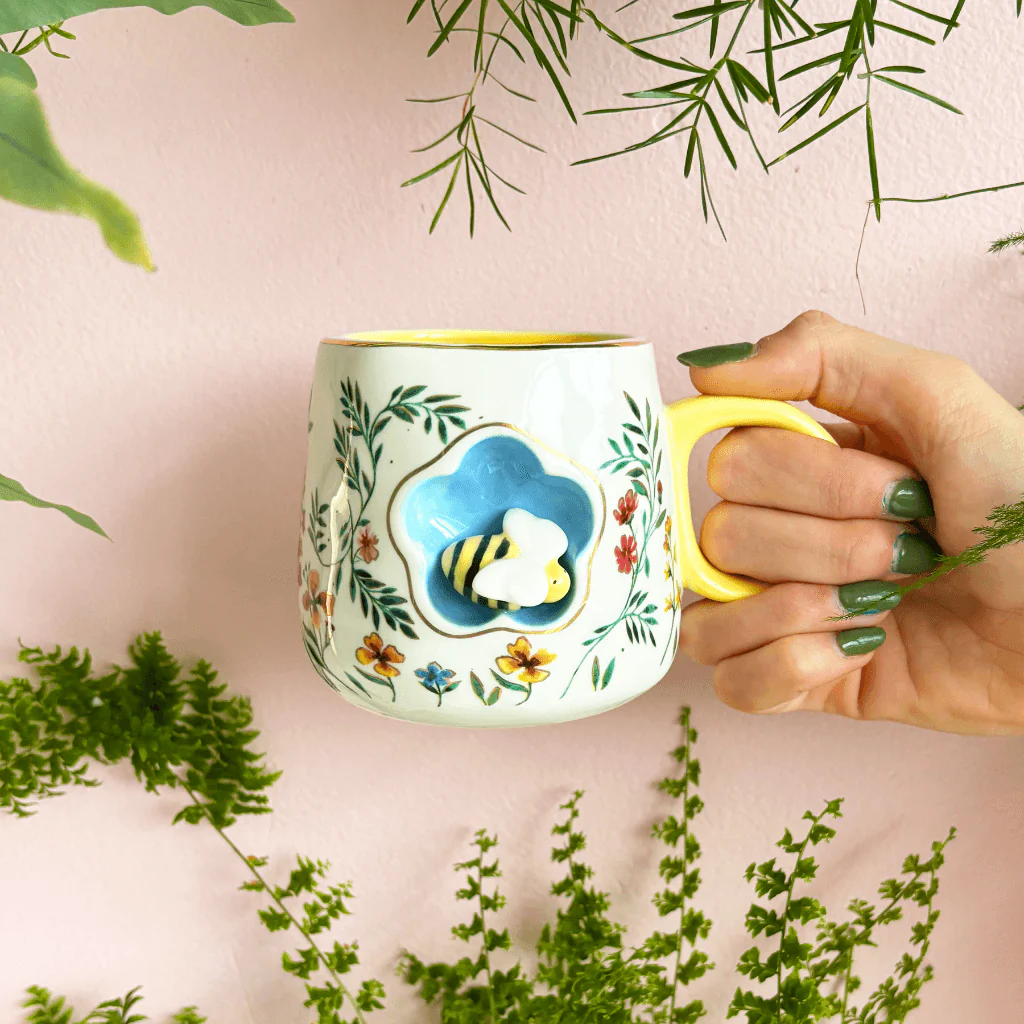 House of Disaster Secret Garden 3D Bee Cup - Image 8