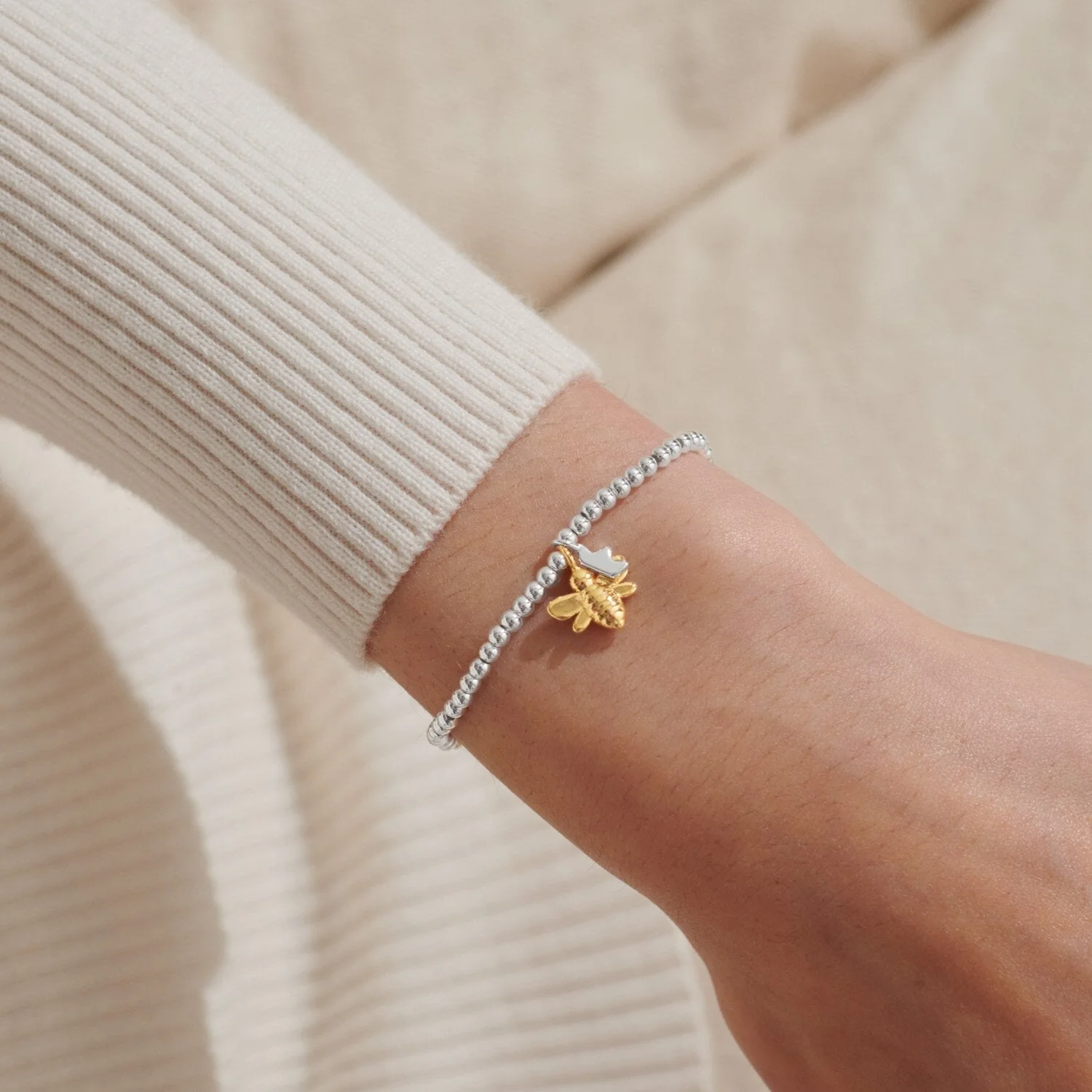 Joma Jewellery - A Little 'Queen Bee' Bracelet - Image 2