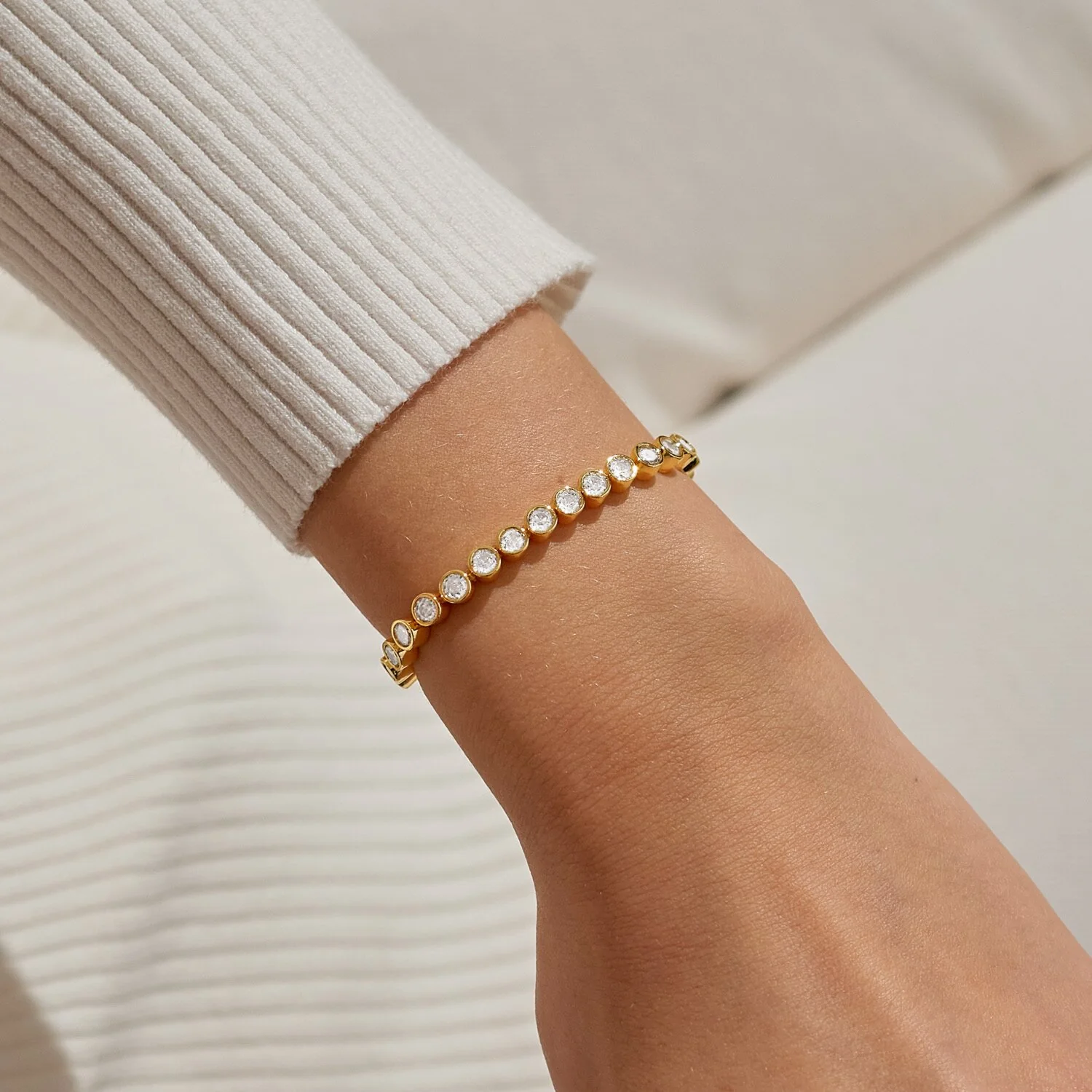 Joma Jewellery - Bracelet Bar Round Cubic Zirconia Tennis Bracelet - Image 3