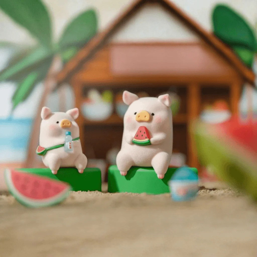 Lulu the Piggy Beach Party Blind Box - Image 11
