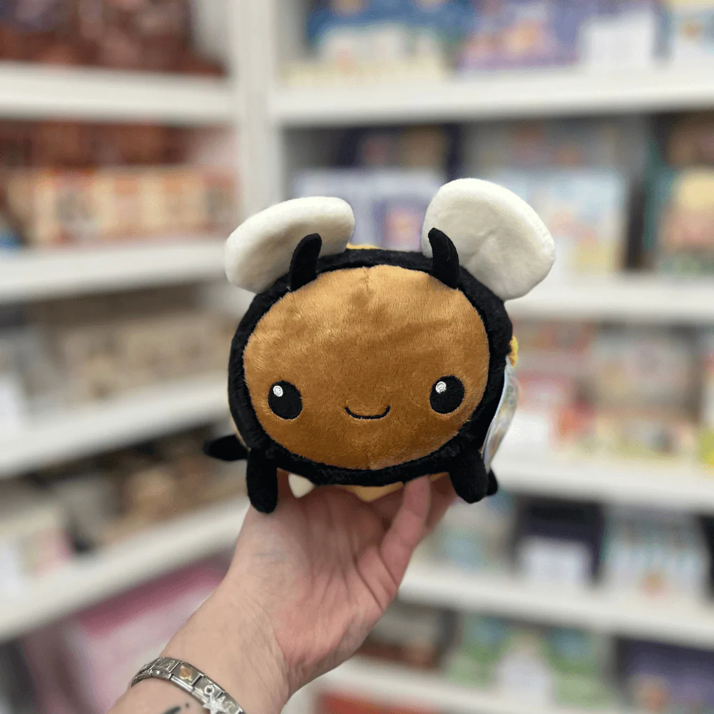 Squishable Snacker Fuzzy Bumblebee - Image 4