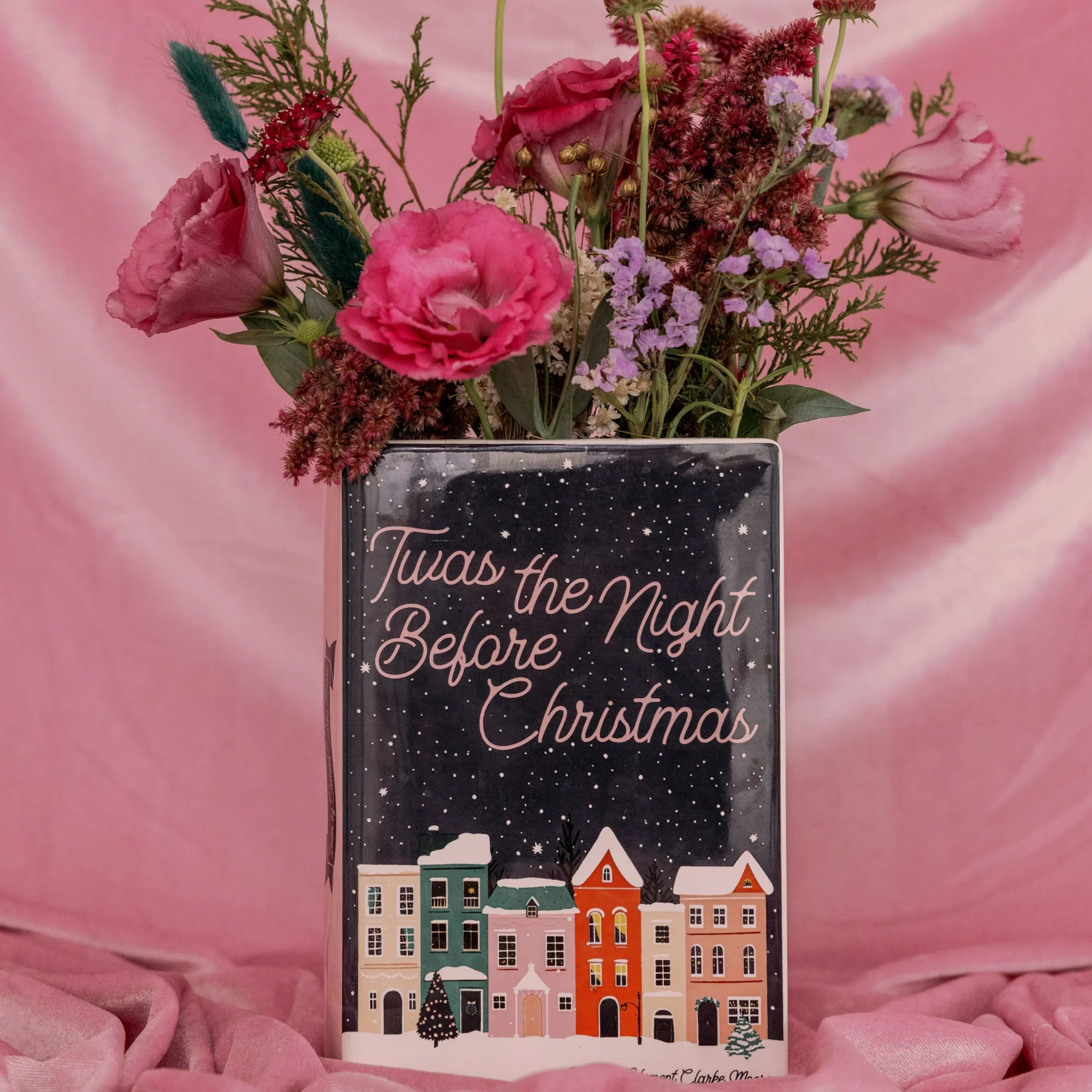 Twas the Night Before Christmas Ceramic Book Vase – Large - Image 3